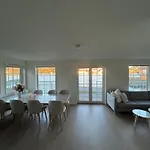 Διαμέρισμα Ny Stor Med Stor Uteplass *